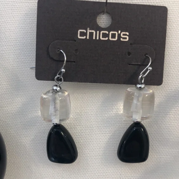 Chico’s pretty necklace and matching earrings set - Picture 5 of 6